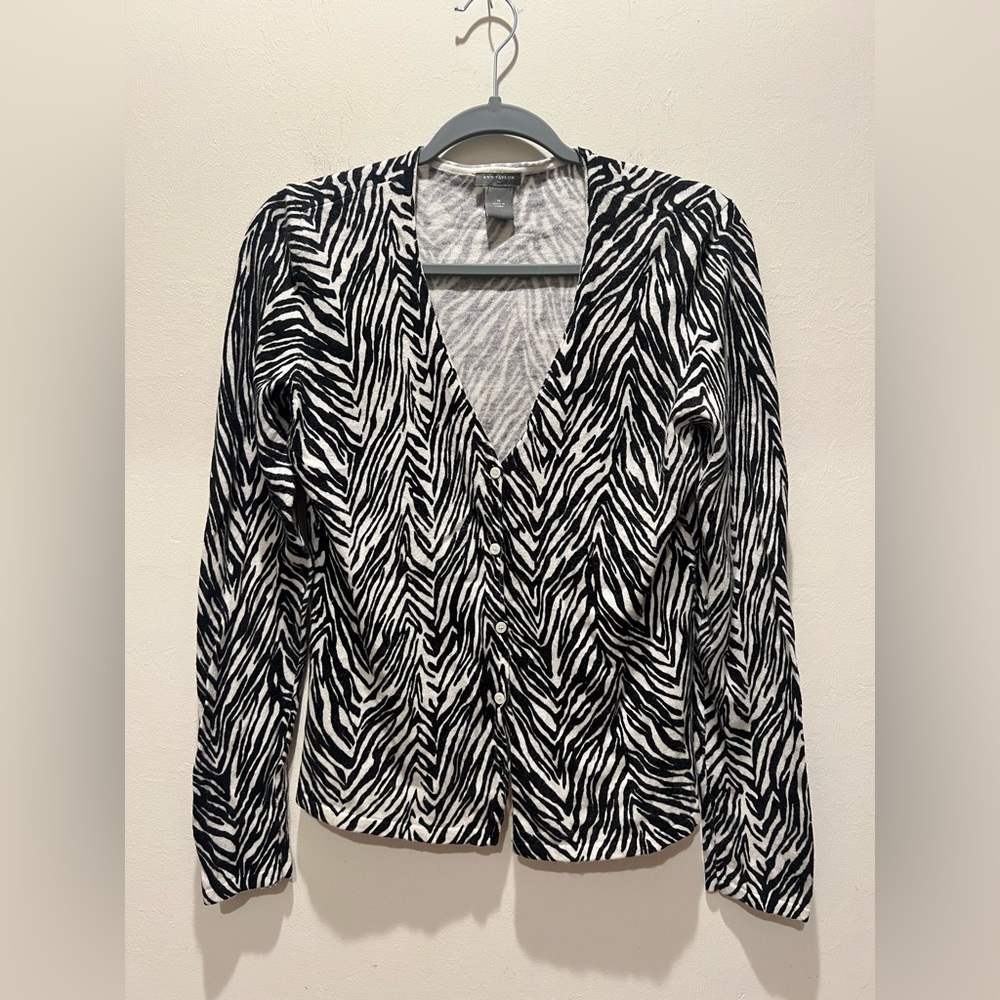 Ann Taylor Black and White Zebra Pattern Cardigan Sweater